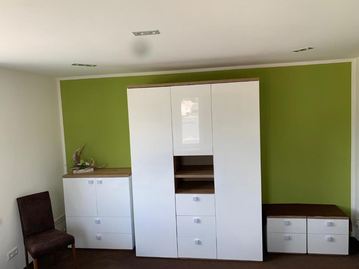 Ferienwohnung Starennest Thermalbad Wiesenbad Ngoại thất bức ảnh