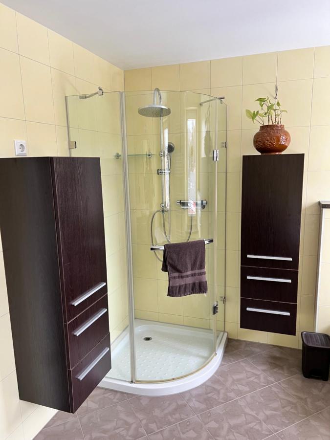 Ferienwohnung Starennest Thermalbad Wiesenbad Ngoại thất bức ảnh